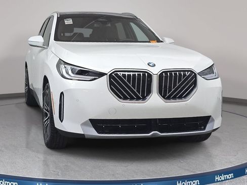 New 2026 BMW X3 xDrive30i w/ Premium Package AWD/4WD image 2