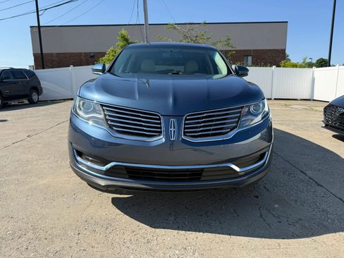 Used 2018 Lincoln MKX Select w/ Select Plus Package AWD/4WD image 4