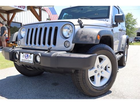 Used 2016 Jeep Wrangler Sport w/ Quick Order Package 24S AWD/4WD image 12