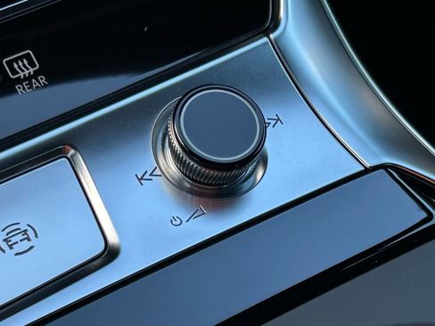 Used 2023 Audi S7 Premium Plus w/ Premium Plus Package AWD/4WD image 36