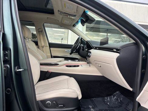 Used 2023 Genesis GV70 3.5T Sport w/ Sport Prestige Package image 21