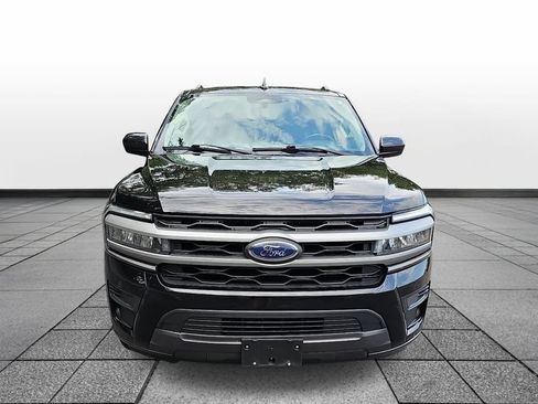 Used 2024 Ford Expedition XLT AWD/4WD image 2