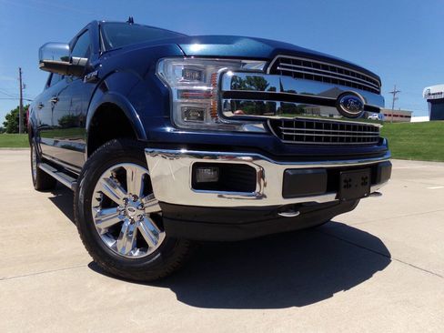 Used 2018 Ford F150 Lariat w/ Equipment Group 502A Luxury AWD/4WD image 10