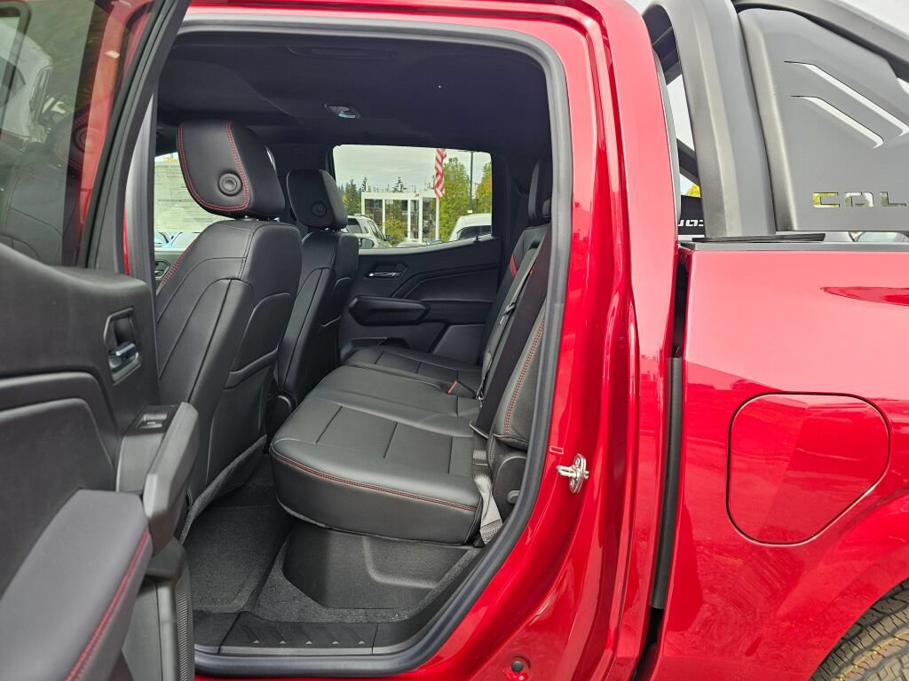 New 2026 Chevrolet Colorado Z71 w/ Midnight Edition AWD/4WD image 26