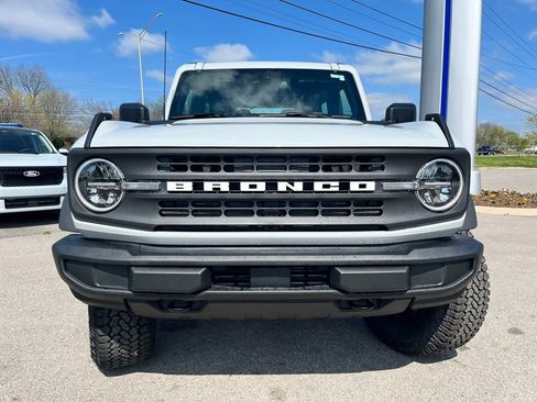 New 2026 Ford Bronco 2-Door AWD/4WD image 2