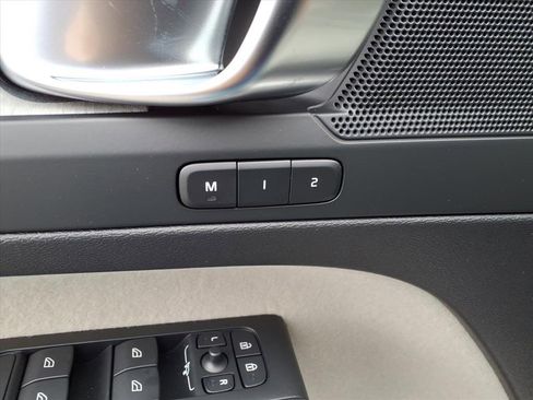 New 2026 Volvo XC40 B5 Plus w/ Protection Package Premier image 16