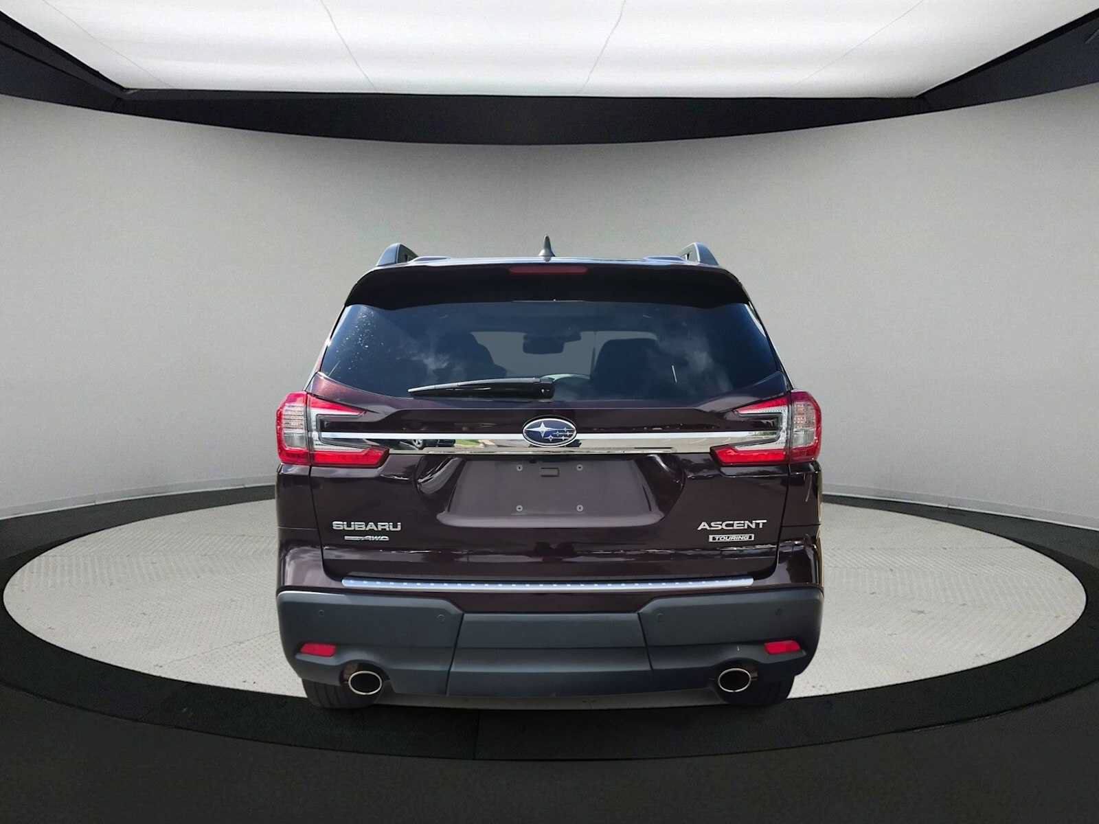 Used 2023 Subaru Ascent Touring AWD/4WD image 7