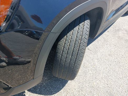 Used 2025 Volkswagen Taos S image 34