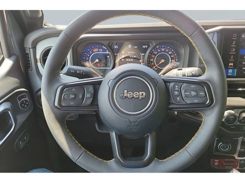 Used 2024 Jeep Wrangler Unlimited Sport AWD/4WD image 11