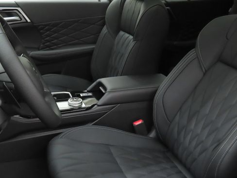 New 2026 Mitsubishi Outlander SEL Black Edition AWD/4WD image 11
