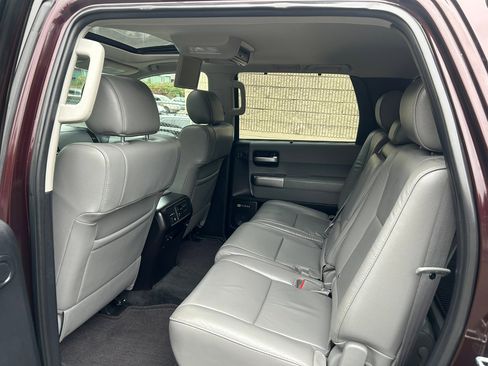 Used 2018 Toyota Sequoia Limited w/ Safety & Convenience Package image 15