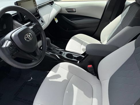 Used 2022 Toyota Corolla LE FWD image 10