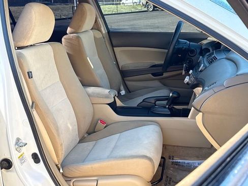 Used 2009 Honda Accord LX image 25