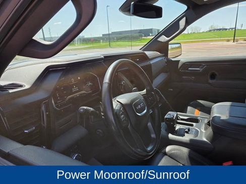 Used 2023 GMC Sierra 1500 AT4 w/ AT4 Premium Package AWD/4WD image 14