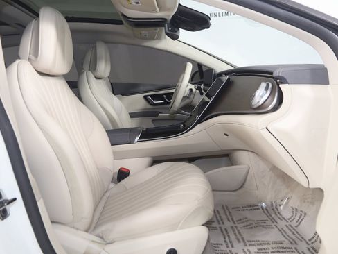 Used 2022 Mercedes-Benz EQS 450+ Sedan image 13