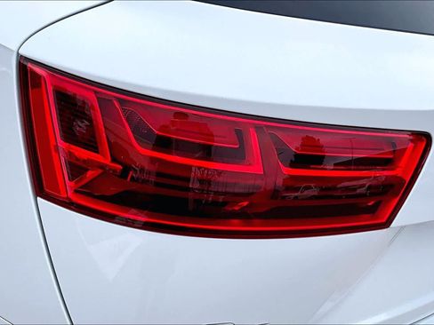 Used 2019 Audi Q7 3.0T Premium Plus w/ Premium Plus Package image 25