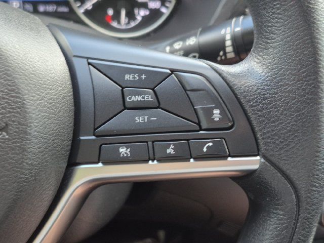 Used 2024 Nissan Sentra SV FWD image 13