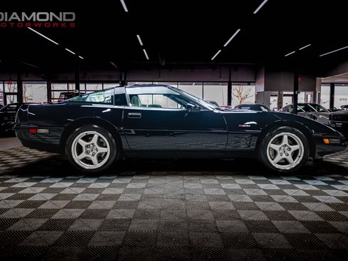 Used 1994 Chevrolet Corvette ZR1 image 25