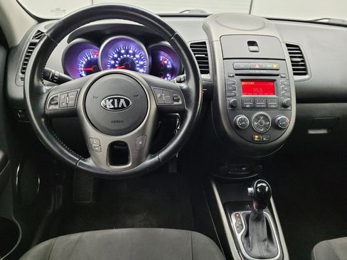 Used 2013 Kia Soul + image 22