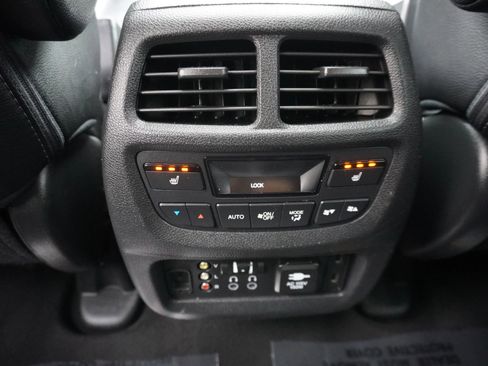 Used 2016 Honda Pilot Elite image 19