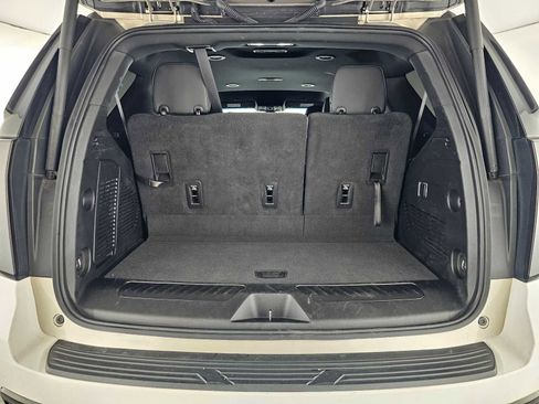 Used 2022 Chevrolet Tahoe LT RWD image 14