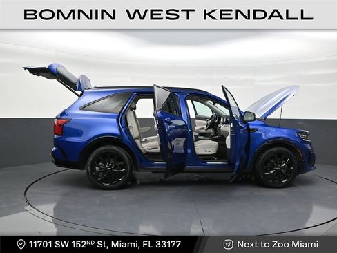 Used 2023 Kia Sorento SX image 29