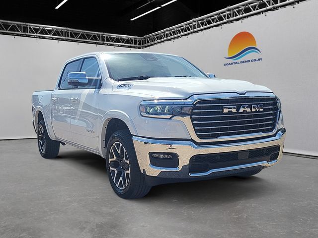 Used 2026 RAM 1500 Laramie AWD/4WD image 3