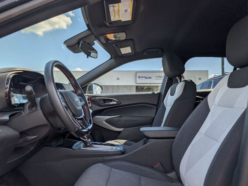 Used 2024 Chevrolet Trax RS w/ Driver Confidence Package FWD image 8