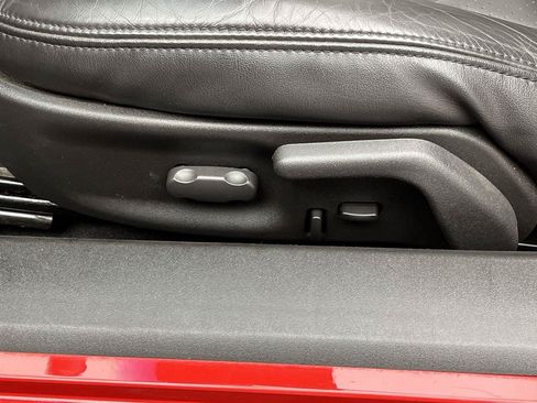 Used 2006 Chevrolet Corvette Convertible w/ Preferred Equipment Group RWD image 9