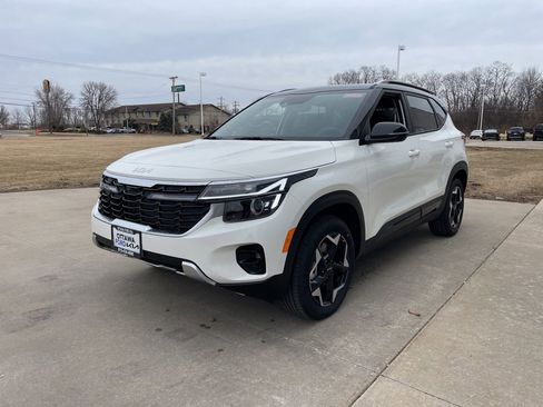 New 2026 Kia Seltos S image 2