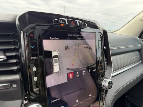Used 2022 RAM 1500 Limited image 7