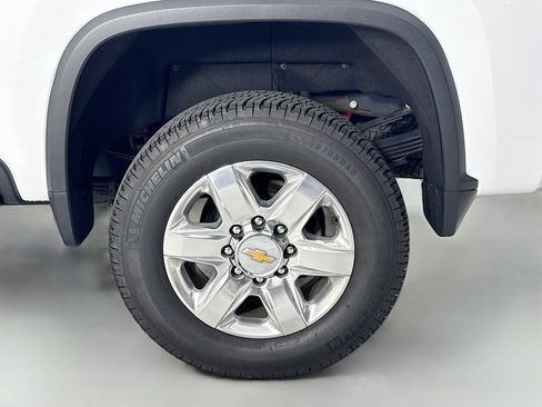 Used 2022 Chevrolet Silverado 3500 LTZ w/ LTZ Convenience Package AWD/4WD image 32