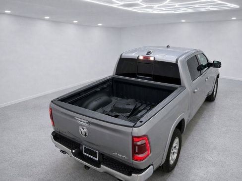 Used 2022 RAM 1500 Laramie AWD/4WD image 33