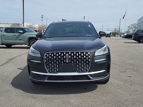 Used 2023 Lincoln Corsair Reserve image 8