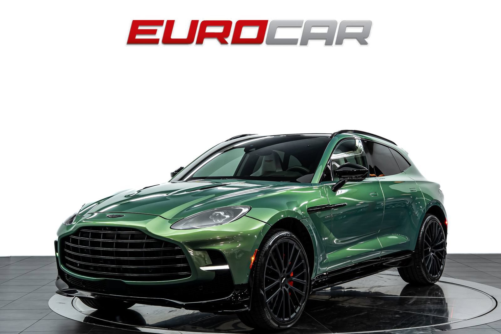 Used 2023 Aston Martin DBX 707 AWD/4WD image 1