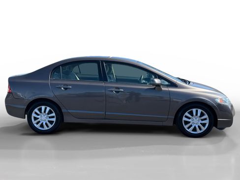 Used 2010 Honda Civic LX image 6