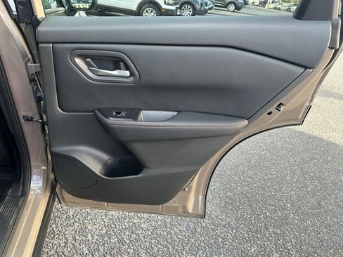 Used 2025 Nissan Rogue SV w/ Rock Creek Premium Package image 21