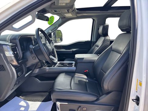 Used 2024 Ford F350 Lariat w/ Lariat Ultimate Package AWD/4WD image 9