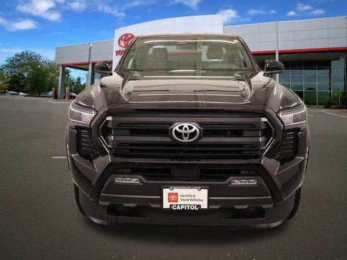 Certified 2025 Toyota Tacoma SR5 image 7