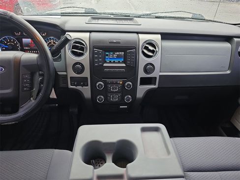 Used 2013 Ford F150 XLT w/ Luxury Equipment Group image 16