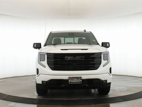 Used 2025 GMC Sierra 1500 Elevation w/ Elevation Premium Package image 12