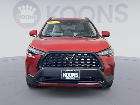 Used 2023 Toyota Corolla Cross LE w/ Moonroof Package AWD/4WD image 4