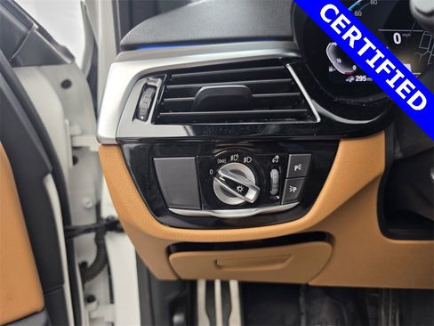 Certified 2023 BMW 530e w/ M Sport Package image 28