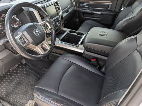 Used 2014 RAM 1500 Laramie w/ Convenience Group image 14