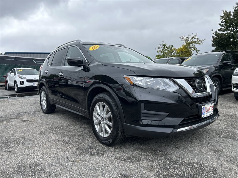 Used 2019 Nissan Rogue S w/ Special Edition Package AWD/4WD image 3