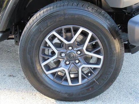 New 2026 Jeep Wrangler Sahara image 7