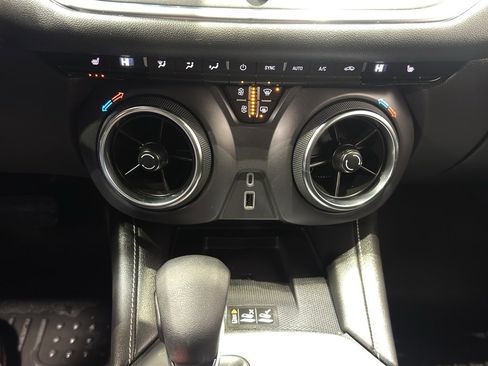 Used 2025 Chevrolet Blazer LT w/ Redline Edition image 30