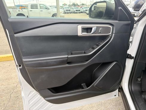 Used 2021 Ford Explorer 4WD Police Interceptor image 24