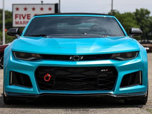 Used 2019 Chevrolet Camaro ZL1 RWD image 17
