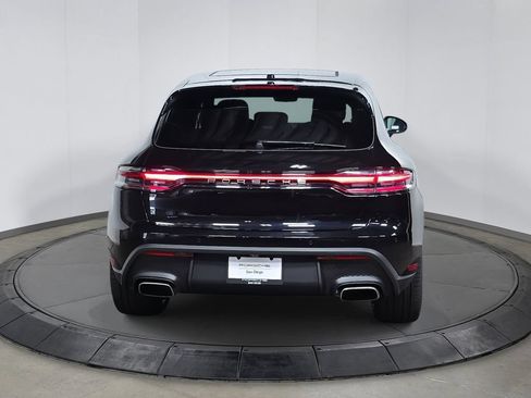 Certified 2026 Porsche Macan AWD/4WD image 6